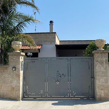 Dimora Degli Agrumi Villa Torre Lapillo Eksteriør bilde