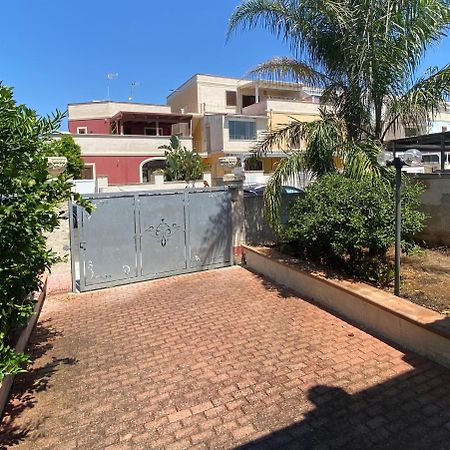 Dimora Degli Agrumi Villa Torre Lapillo Eksteriør bilde